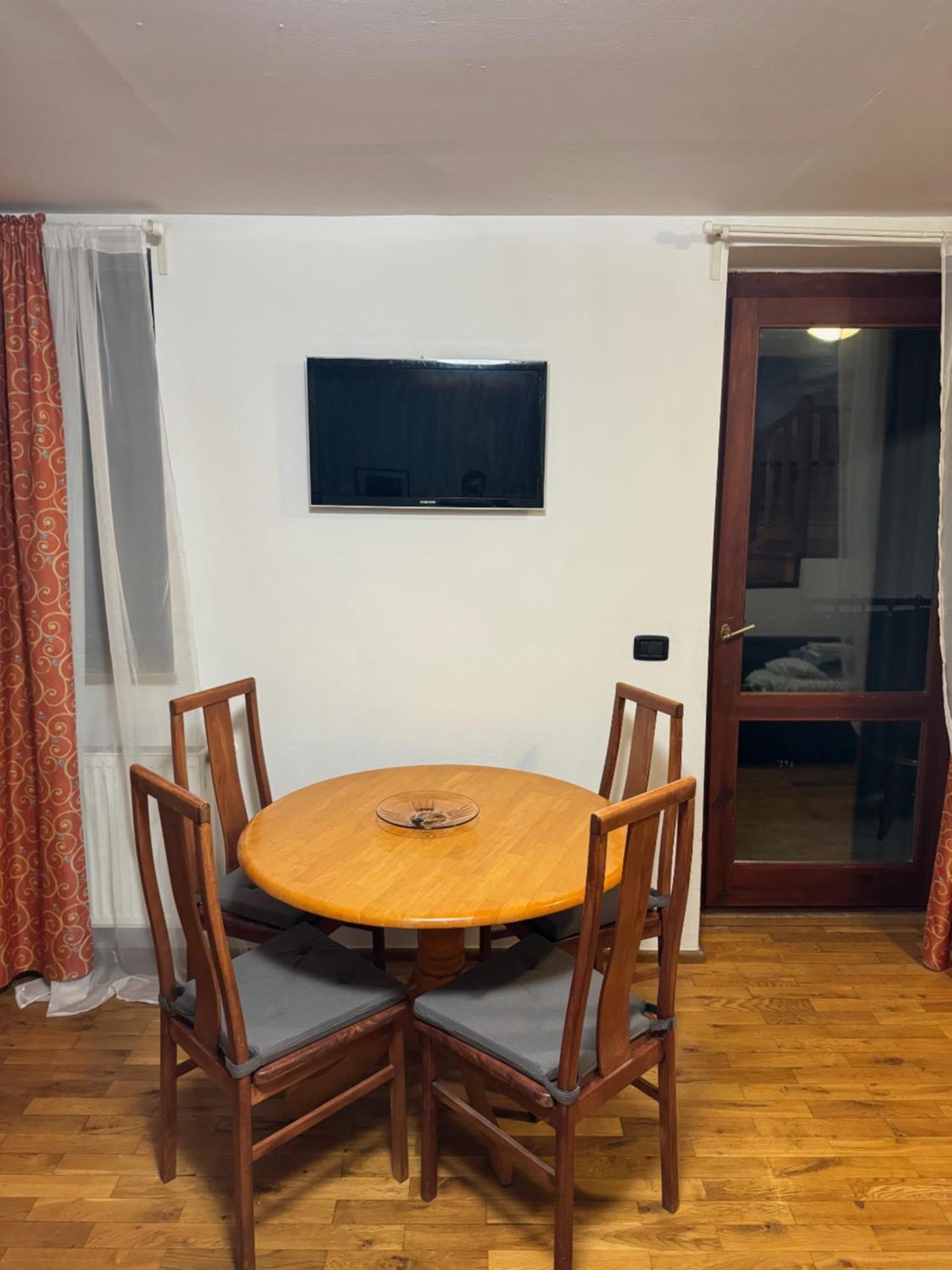 Vitkova Duplex With Terrace Near Florenc Apartment Prag